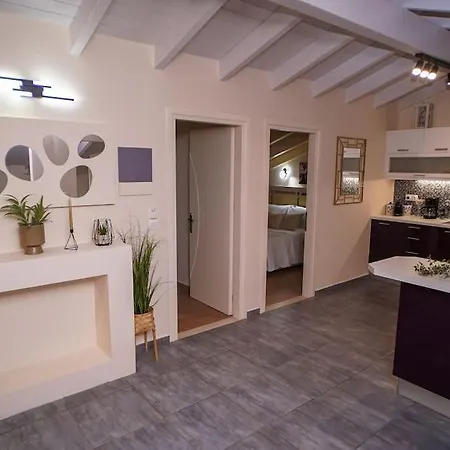 Апартаменты Melina's Bright Apartment, *