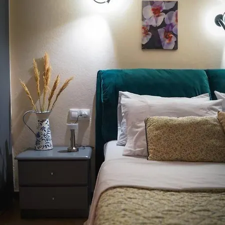 Melina's Bright Apartment, Апартаменты