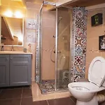 Melina's Bright Apartment, Apartman *