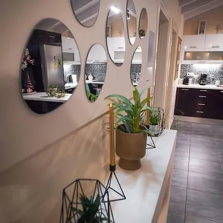 Apartamento Melina's Bright Apartment, *