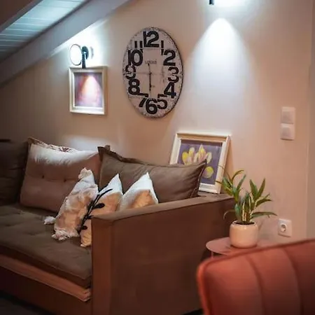 Melina's Bright Apartment, Apartamento *