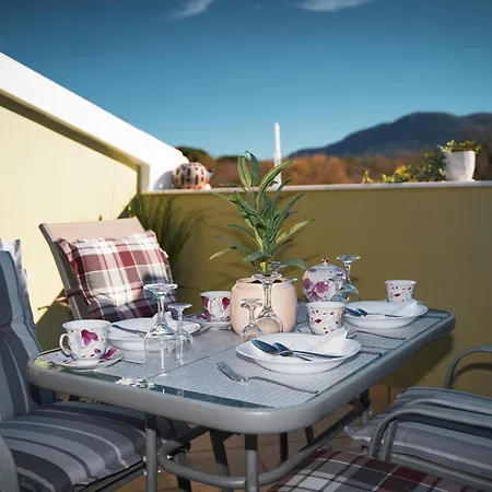 Melina's Bright Apartment, Apartamento