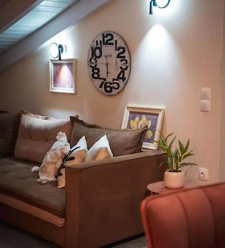 Melina's Bright Apartment, 公寓 *