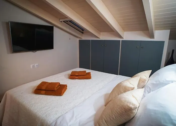 公寓 Melina's Bright Apartment, *